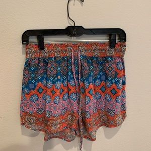 Tolani multicolor shorts size small